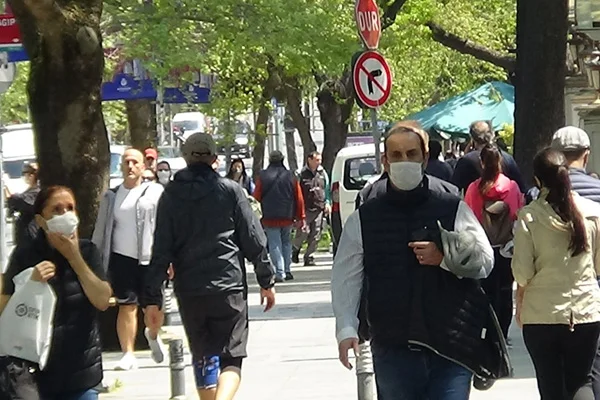 Bağdat Caddesi yasağın kalkmasıyla doldu taştı