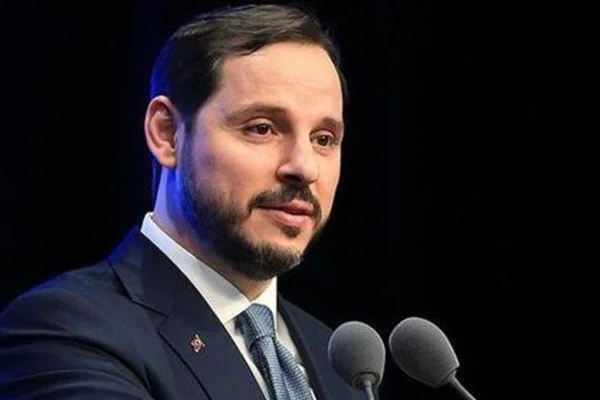 Bakan Albayrak'tan müjde: Çiftçilerin kredi borçları faizsiz 6 ay erteleniyor