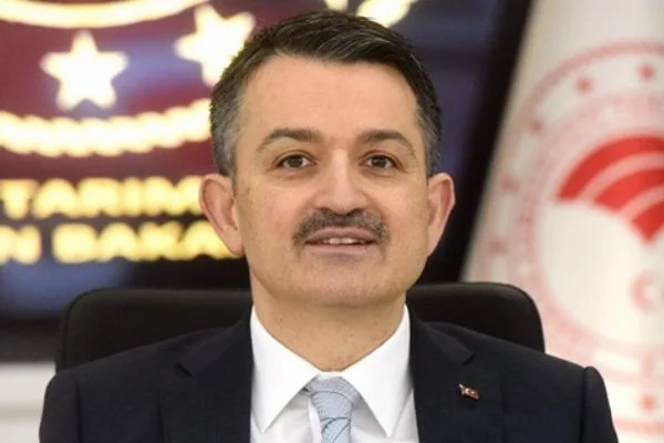 Bakan Pakdemirli çiftçi çocuklarıyla video konferans yöntemiyle bir araya geldi