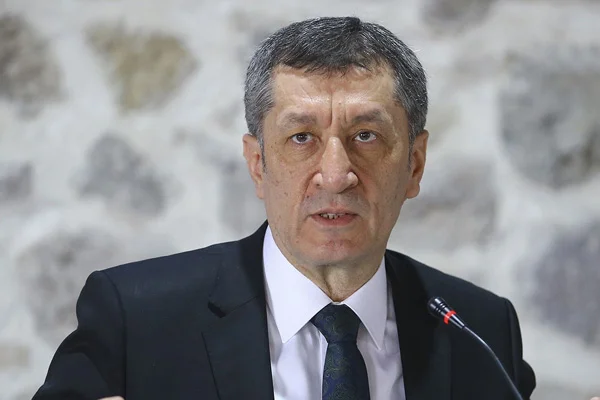 Bakan Selçuk açıkladı: Okulların tatil süresi uzatıldı