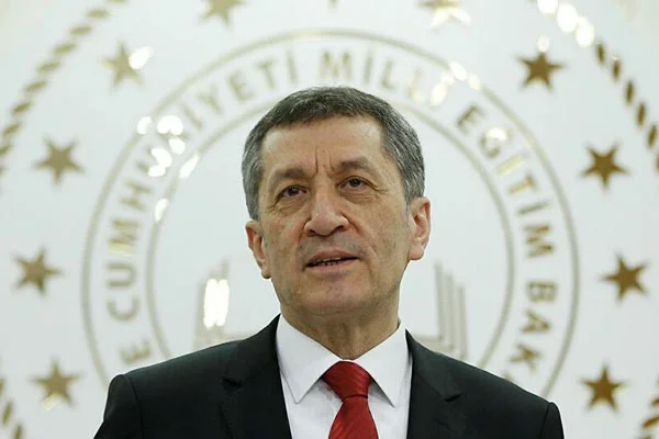 Bakan Selçuk okulların açılacağı tarihi açıkladı