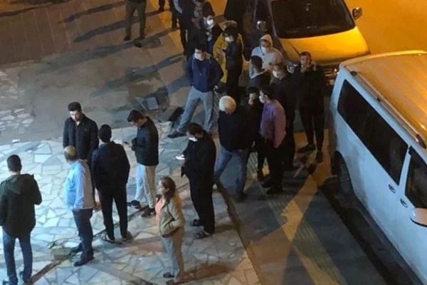 Bilim Kurulu Üyesi Özlü açıkladı: Sokaklara çıkılmasının önümüzdeki günlerde bir bedeli olacak
