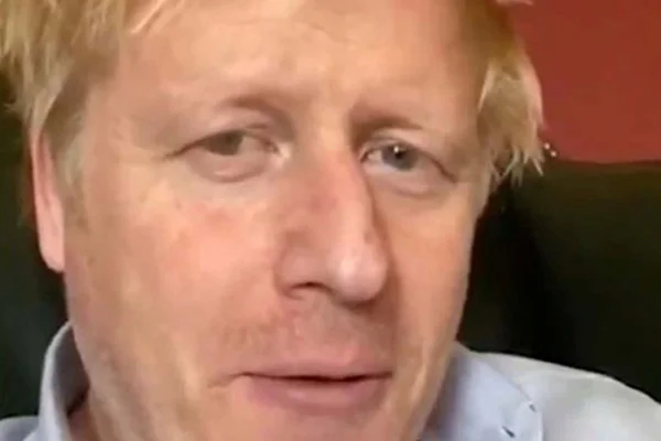 Boris Johnson: Sağlık çalışanlarına hayatımı borçluyum