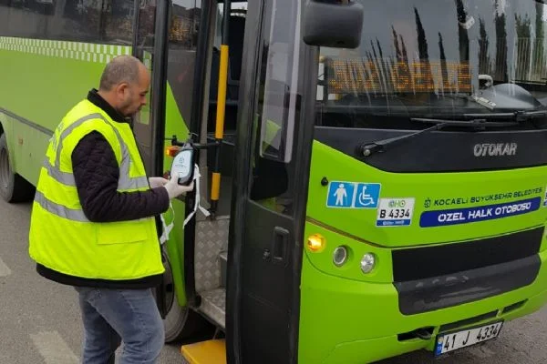 Büyükşehir, kooperatiflere el dezenfeksiyonu ve maske dağıttı