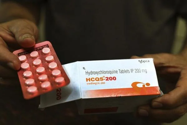 Covid-19 ilaç testi deneklerinden ikisi öldü, araştırma yarıda kesildi
