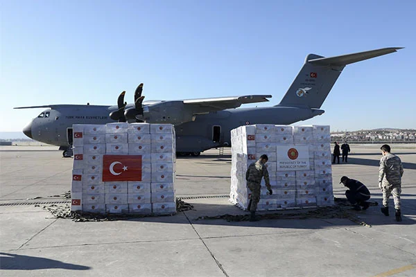 DSÖ'den, Türkiye'ye övgü