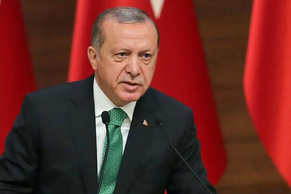 Erdoğan'dan polis kurşunuyla ölen gencin babasına taziye telefonu