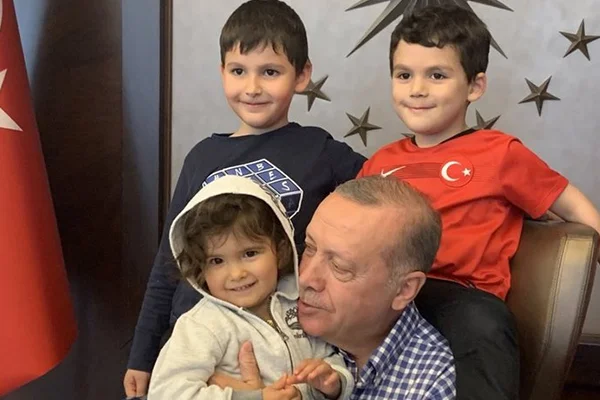 Erdoğan'ın 23 Nisan'a özel fotoğrafı beğeni topladı