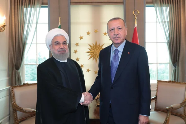 Erdoğan, İran Cumhurbaşkanı Ruhani ile görüştü
