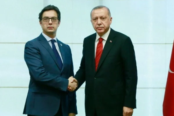 Erdoğan, Makedon mevkidaşı ile görüştü