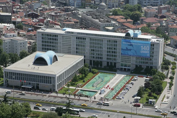 İBB çalışanı 350 kişinin koronavirüs testi pozitif çıktı