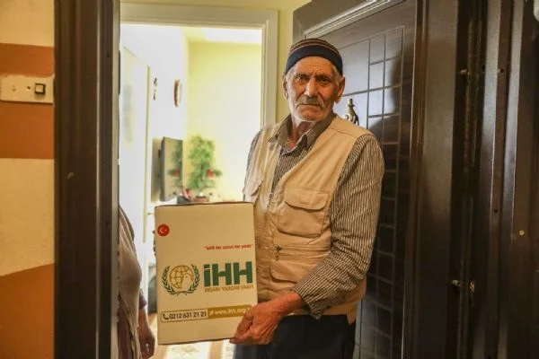 İHH bu yıl "Hep Birlikte Ramazan" diyecek