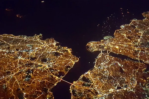 İstanbul'da gece saatlerinde uğultu sesleri: Sebebi deprem mi?