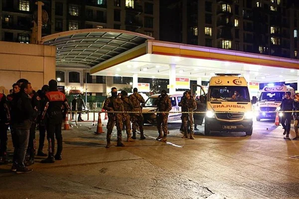 İstanbul'da polise silahlı saldırı