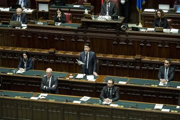 İtalya Başbakanı Conte: AB ortak hareket etmezse varoluşsal bir sorunla karşı karşıya kalacak