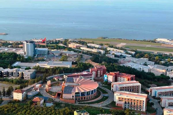 KTÜ ve Giresun Üniversitesinde uzaktan eğitime başlandı