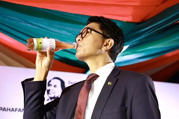 Madagaskar'ın koronavirüs ilacına ülkelerden talep