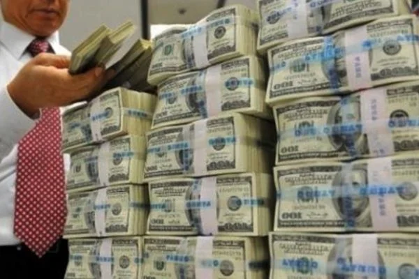 Merkez'in rezervi 88 milyar 920 milyon dolar