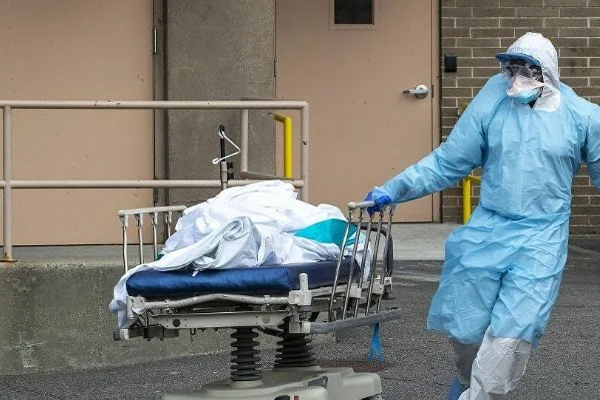 New York'ta 783 Kovid-19 hastası daha hayatını kaybetti: ABD, ölümlerde İtalya'yı geçti
