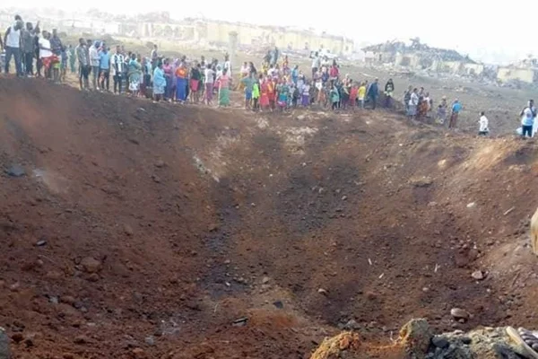 'Nijerya'da meteor düştü' iddiası: 100'den fazla bina yıkıldı