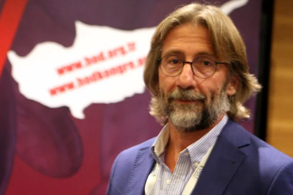 Prof. Ovalı'dan ''aşı'' açıklaması: Yarın başlıyoruz
