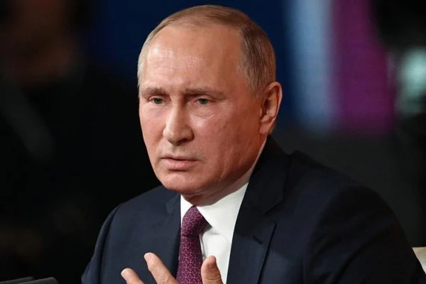 Putin'den kritik açıklama: Ekonomi zor durumda