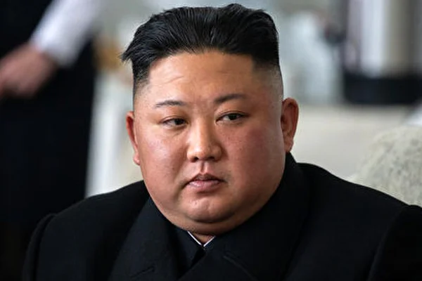Trendeki kişi Kim Jong-un mu?
