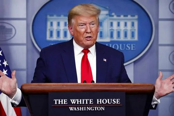 Trump: 100 ila 240 bin kişinin ölmesi bekleniyordu, beklentimiz 60 ila 65 bine düştü