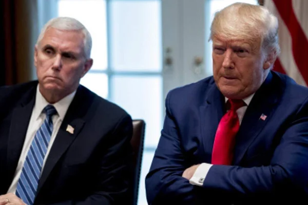 Trump ve Pence düzenli aralıklarla koronavirüs testi yaptıracak