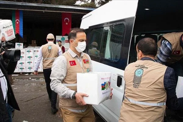 Türk iş adamları yardımda sınır tanımıyor