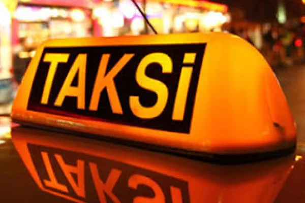 Vali Yerlikaya açıkladı: Sağlık çalışanlarına ücretsiz taksi hizmeti