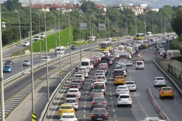 15 Temmuz Şehitler Köprüsü'nde trafik yoğunluğu