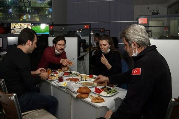 155 Polis İmdat'ta sahur