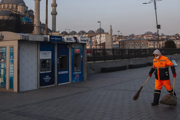4 günlük sokağa çıkma yasağı başladı