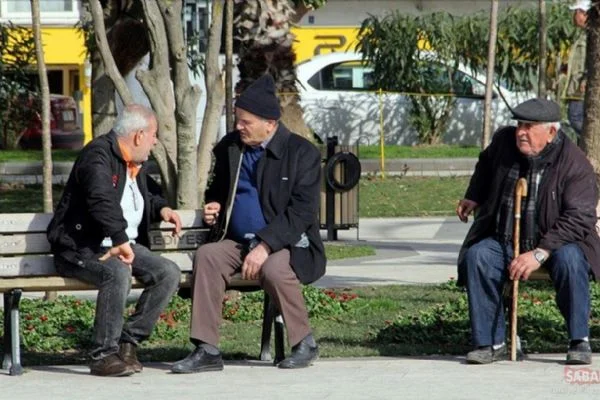 65 yaş üzeri vatandaşlar bayramın ikinci ve üçüncü günü sokağa çıkabilecekler mi?