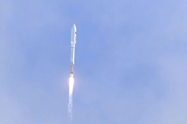 ABD, X-37B uçağını uzaya yolladı