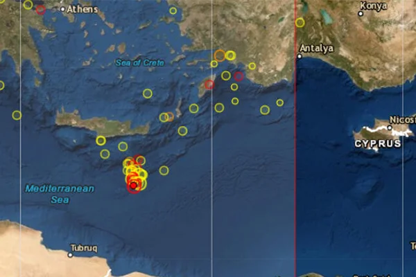Akdeniz'de korkutan depremler!