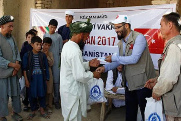 Aziz Mahmud Hüdayi Vakfı'ndan Afganistan'a ramazan yardımı
