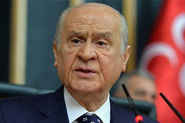 Bahçeli'den camideki müzik yayınına sert tepki
