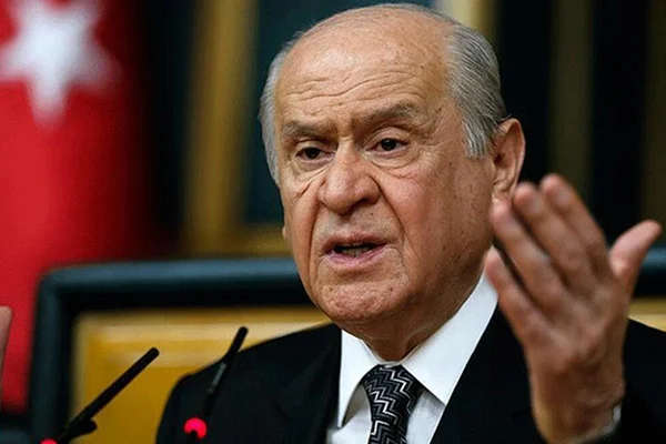Bahçeli'den sert sözler: İşbirlikçi çevreler ateşle oynuyor