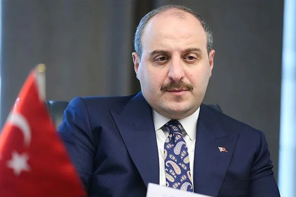 Bakan Varank: 11 Mayıs'ta ana fabrikalar faaliyete geçiyor
