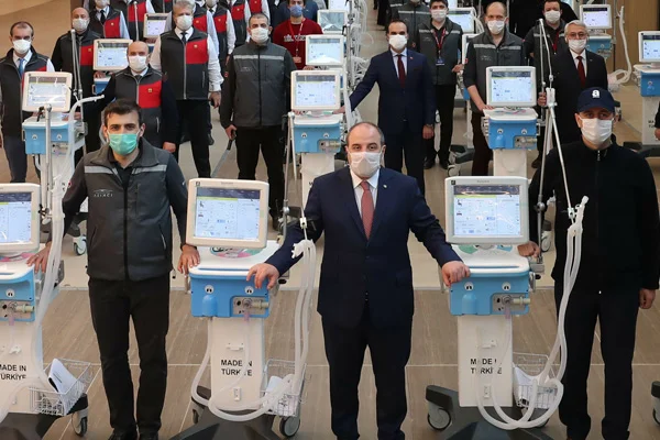 Bakan Varank müjdeyi verdi: Binin üzerinde solunum cihazının ihracatına başlandı