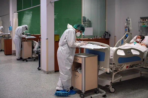 Bakanlık'tan dikkat çeken koronavirüs raporu: 100 gün yaşıyor!