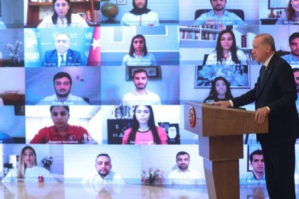 Başkan Erdoğan gençlerle buluştu: 'Nargile içilen yerler bir süre daha kapalı olacak'