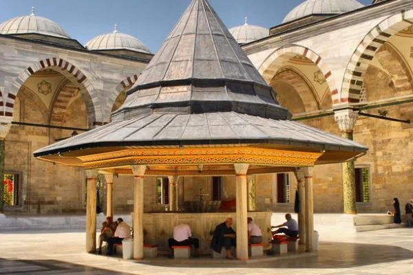 Camide abdest alınabilecek mi?