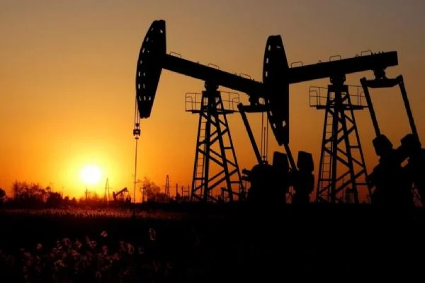 Çin ekonomisine ilişkin kaygılar nedeniyle petrol fiyatları düştü