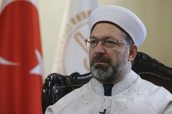 Diyanet İşleri Başkanı Prof Dr Ali Erbaş, İzmir'de cami minaresinden söyletilen müzikle ilgili ne dedi?