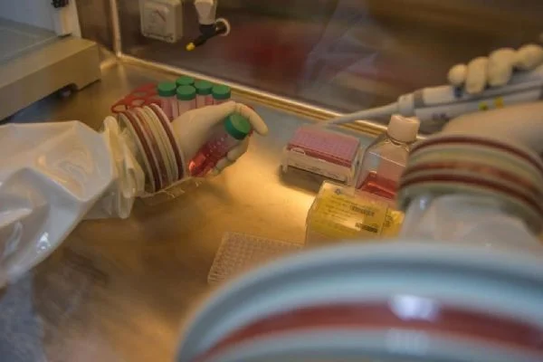Dünyada bir ilk olacak! Kovid-19 tedavisinde kullanılan ilaçların izotopları yerli imkanlarla sentezlenecek