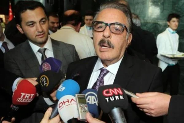 Ferdi Tayfur'a oğlundan böbrek nakli yapıldı