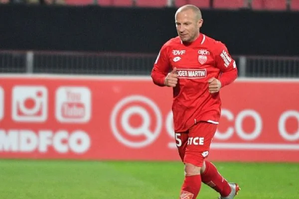 Florent Balmont'tan 40 yaşında futbola veda
